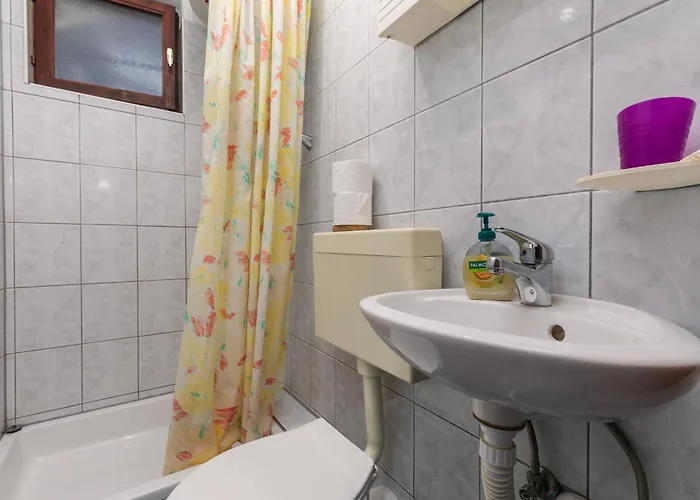 Daire With Parking Space - 24464 Makarska